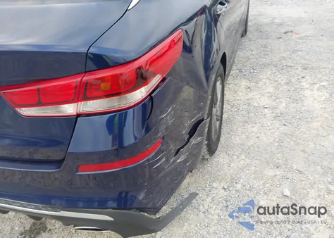 2020 Kia Optima Lx z USA, uszkodzony, nr VIN 5XXGT4L3XLG401495